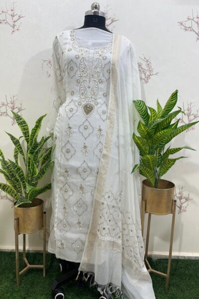 pure mulmul heavy dupatta & sleeve two piece set