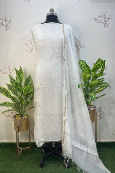 pure mulmul rose Bute with panel work